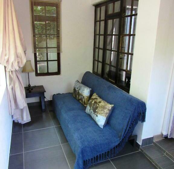 اتاق استاندارد, House On York