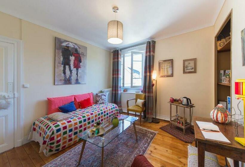 Люкс Superior, La Mancelle   Chambre D Hôtes