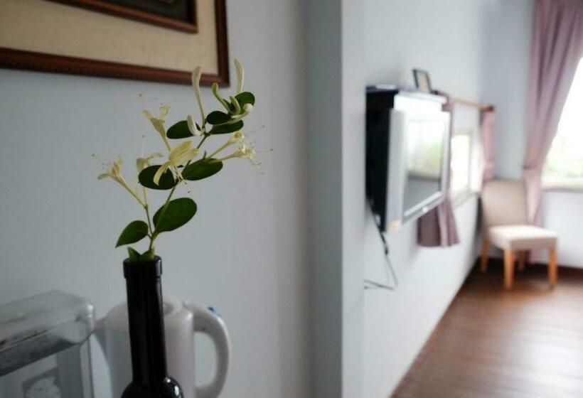 اتاق استاندارد با چشمانداز دریا, Bridge12th B&b