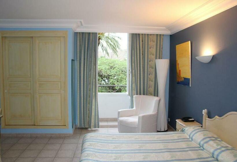 디럭스 룸, Hôtel Les Palmiers