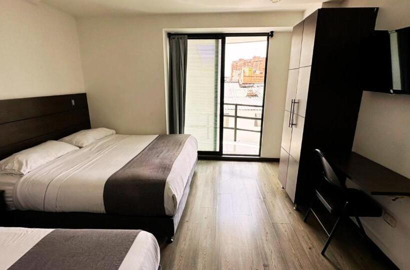 غرفة قياسية, Expo Hotel Ferial