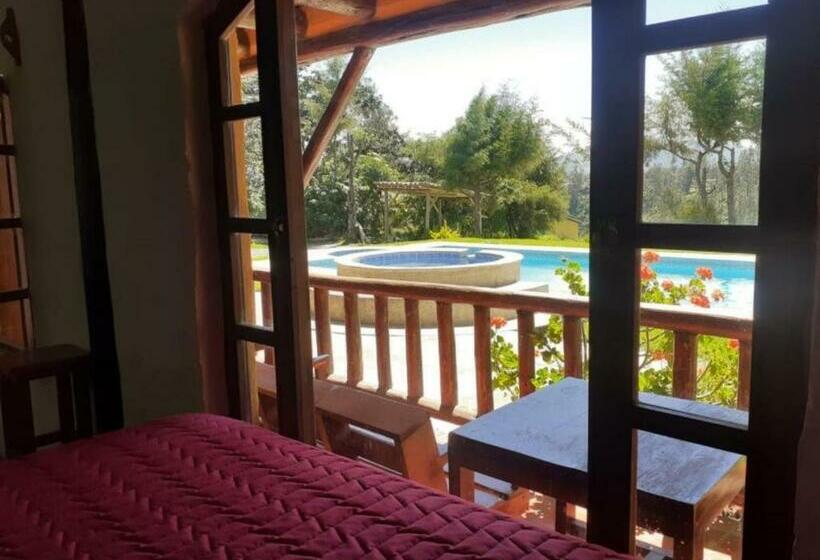 Кровать в Общей Комнате, Hosteria Colibri Aeropuerto