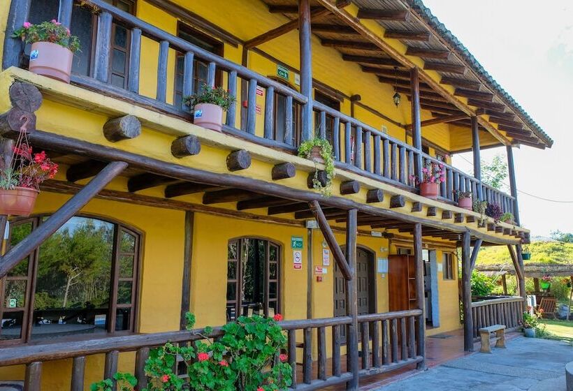 Семейный Номер, Hosteria Colibri Aeropuerto