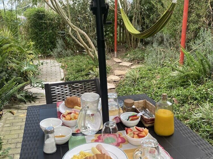 Люкс, Hosteria Colibri Aeropuerto