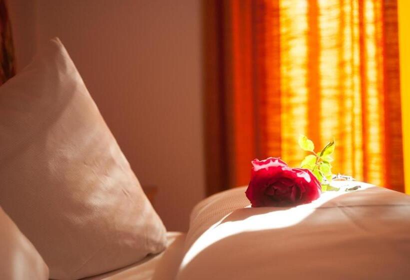 스탠다드 발코니 룸, Angerburg Blumen