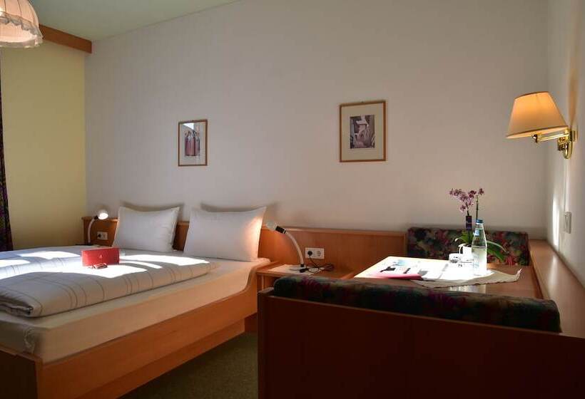 발코니가 있는 베이직 룸, Angerburg Blumen