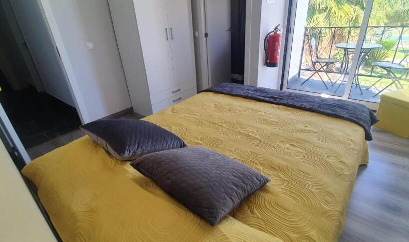 Cameră Standard, Lusitaurus