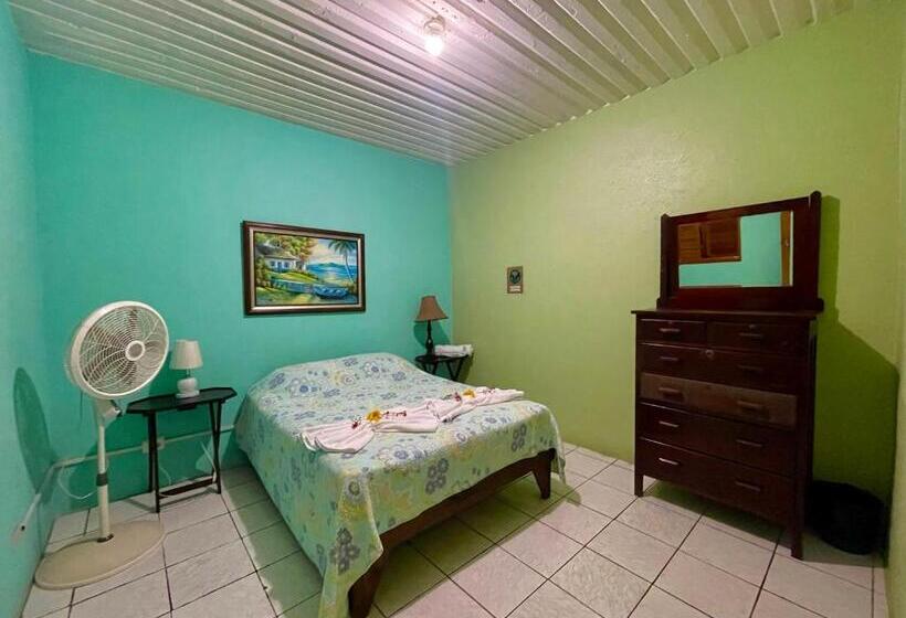 Дом 2 Спальни, Pura Natura Lodge Manuel Antonio