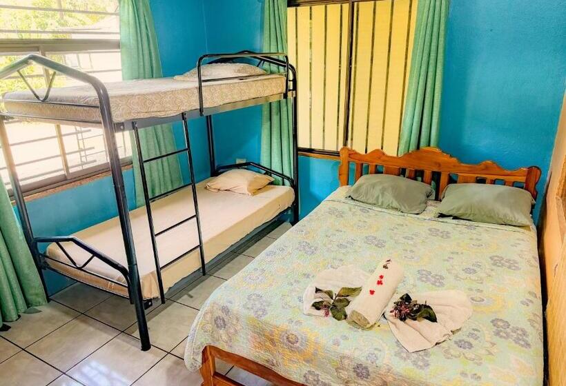 Семейный Номер, Pura Natura Lodge Manuel Antonio