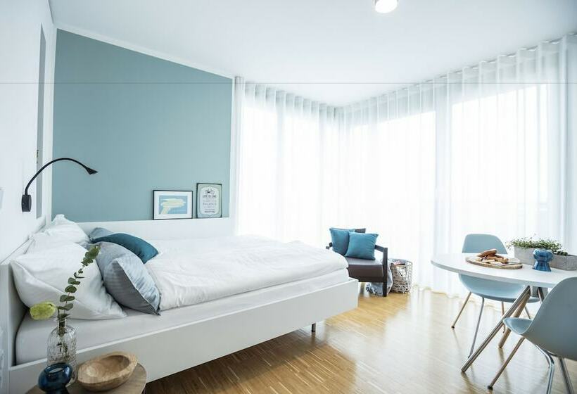 Номер Комфорт, The Flag München M