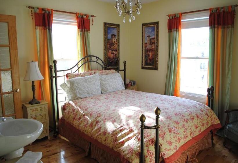 Номер Стандарт, Auberge Marquis De Montcalm