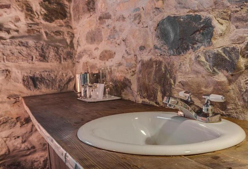 Номер Стандарт, Auberge Nuits St Georges