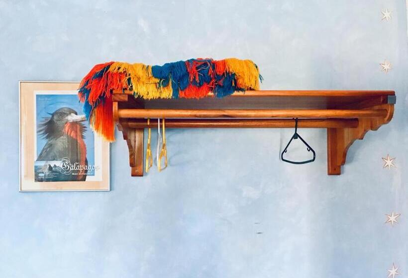 Suite 2 Quartos, Hostal Suiza