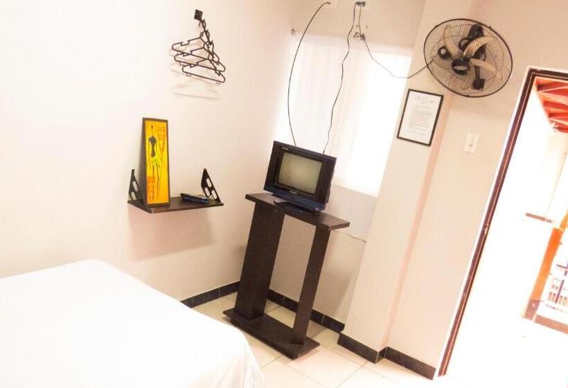 スタンダードシングルルーム, Jer`s Hostal