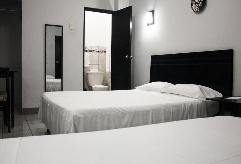 스탠다드 트리플 룸, Jer`s Hostal