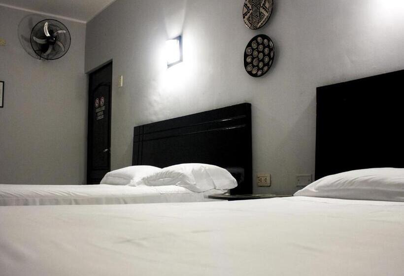 标准三人间, Jer`s Hostal