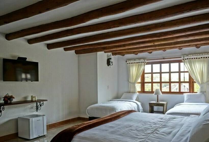 اتاق خانوادگی, Club Campestre El Bosque De La Villa