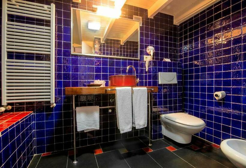 Номер Стандарт Трехместный, Hostal Casa Alborada