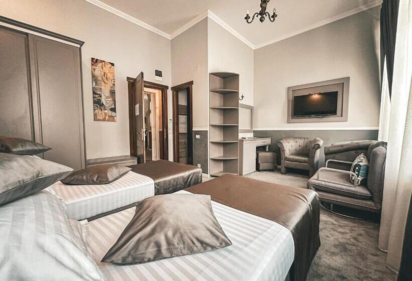 اتاق لوکس, La Strada Boutique Villa