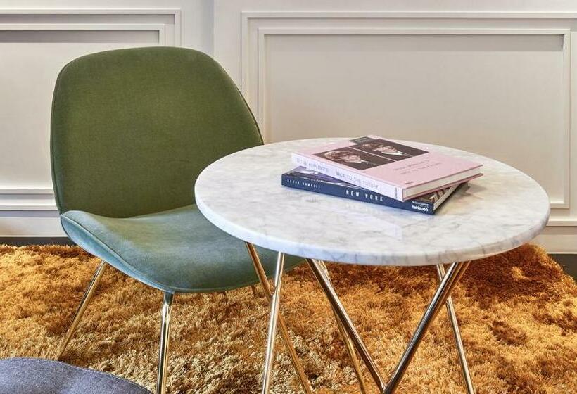 Номер Премиум, Roomers Munich, Autograph Collection