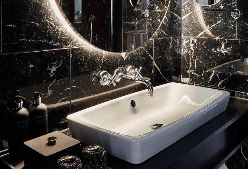 Люкс Superior, Roomers Munich, Autograph Collection