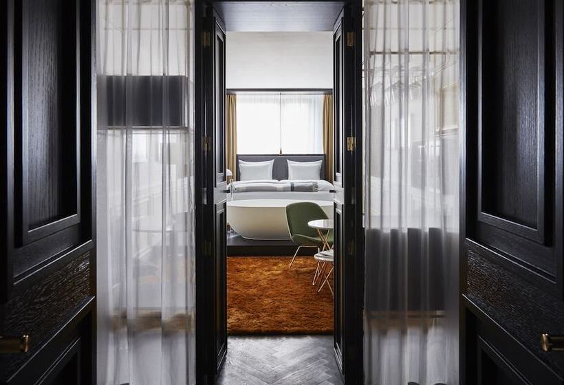 Номер Премиум, Roomers Munich, Autograph Collection