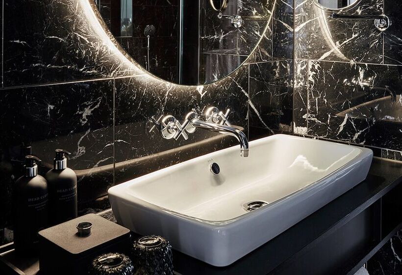 Люкс Superior, Roomers Munich, Autograph Collection
