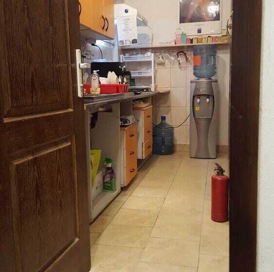 Четырехместный Номер Стандарт, Taxi Hostel