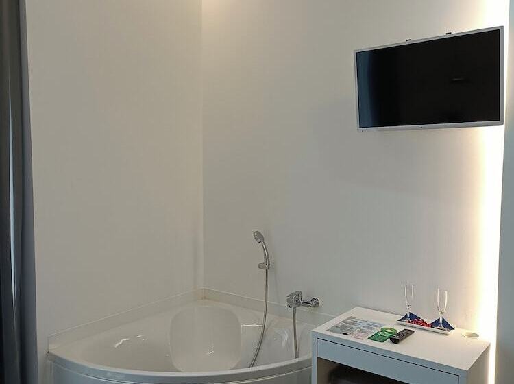 Habitación Estándar con Hidromasaje, El Siglo