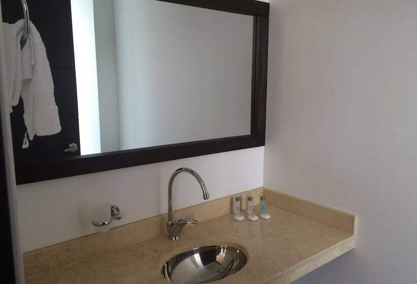 اتاق خانوادگی, H53