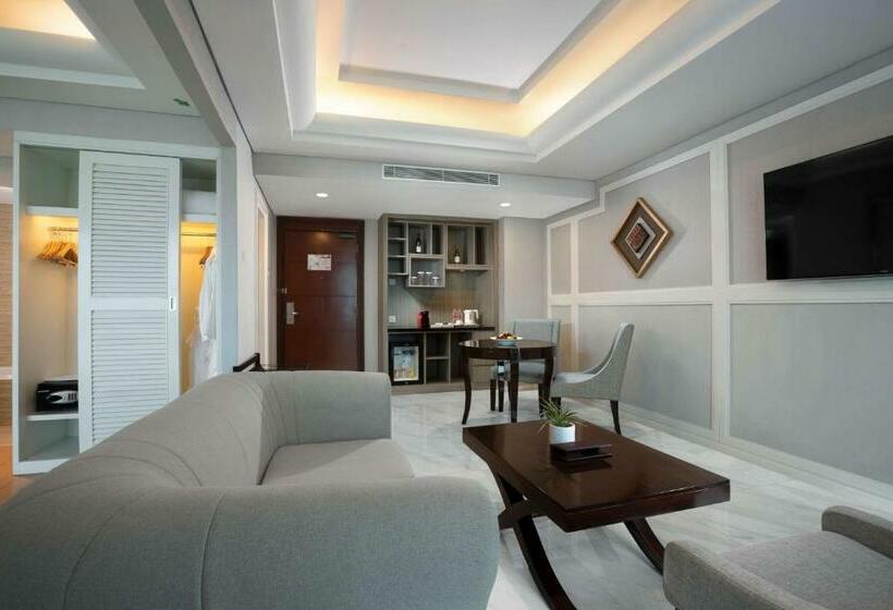 Люкс Executive Кровать Кинг, Wyndham Panbil Batam