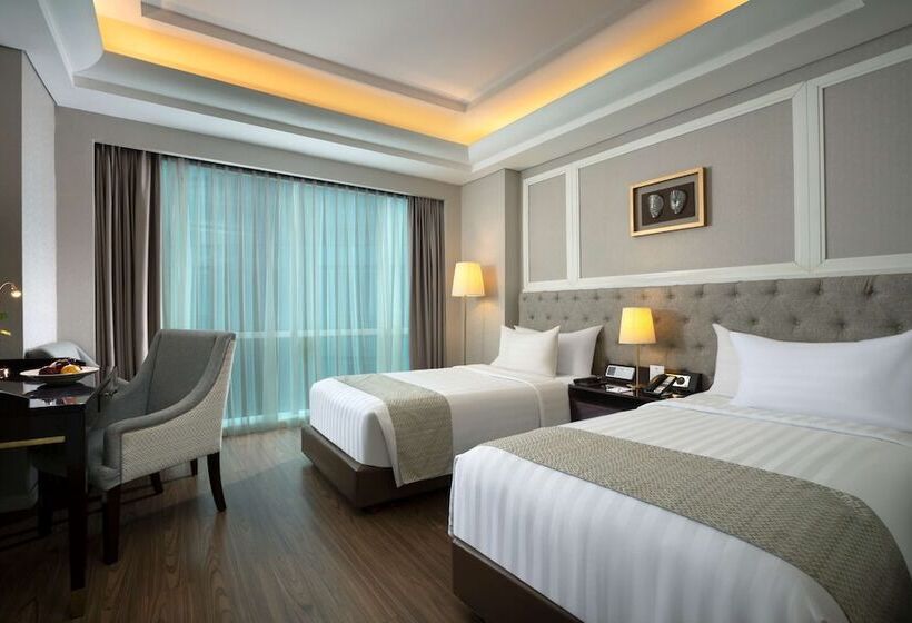 Номер Deluxe Вид на Сад, Wyndham Panbil Batam