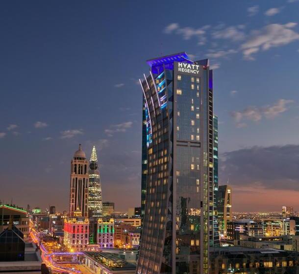 Номер Премиум, Hyatt Regency Riyadh Olaya