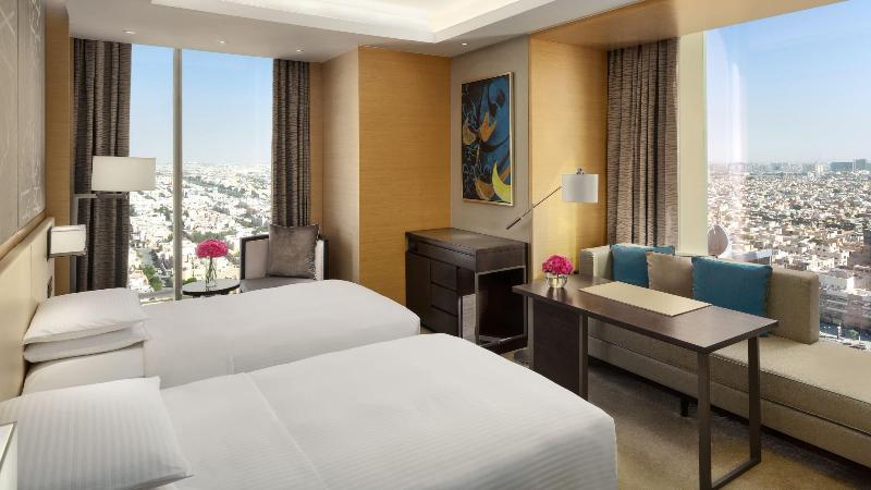 Номер Клуб, Hyatt Regency Riyadh Olaya