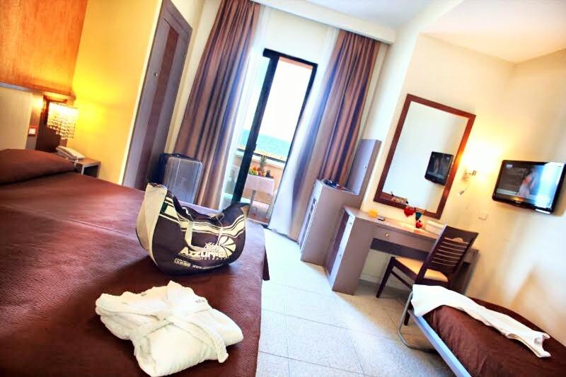 Четырехместный Номер Стандарт, Tokio Home Tokio Beach Dependence