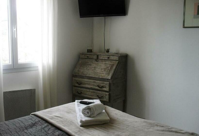 غرفة قياسية, Chambre D Hote Veronique