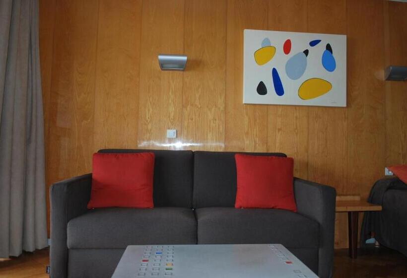 Номер Deluxe Вид на Море, Le Corbusier