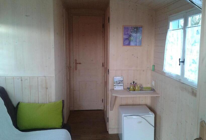 Номер Стандарт, Chambres D Hôtes La Prairie