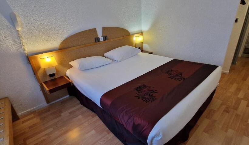 Номер Комфорт, Kyriad Direct Arpajon