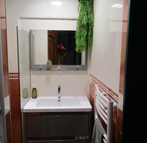 Номер Стандарт, Chambre D'hôtes Au Nid Du Thil