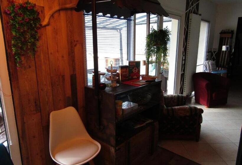 Номер Стандарт, Chambre D'hôtes Au Nid Du Thil