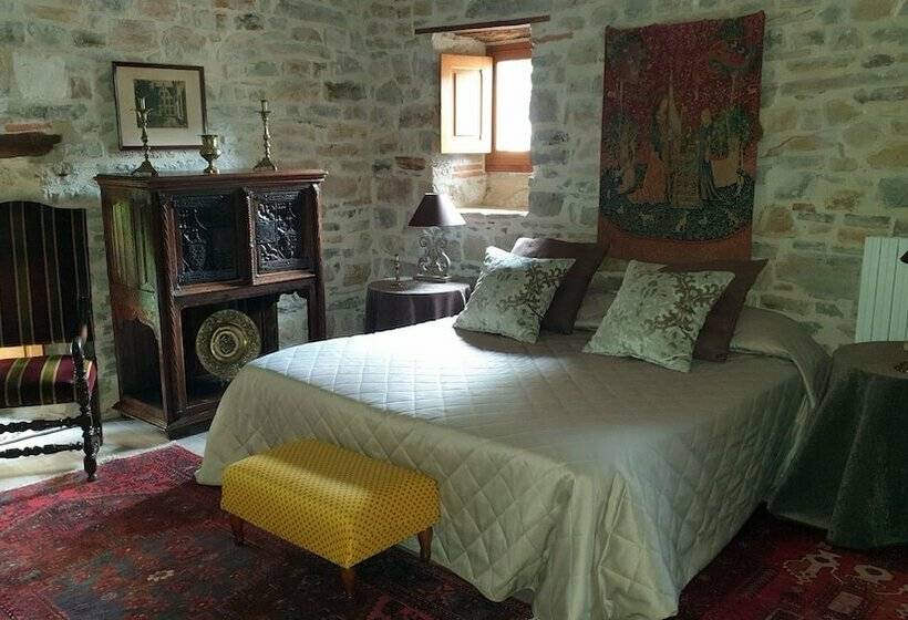 سوییت لوکس, La Maison Bakéa