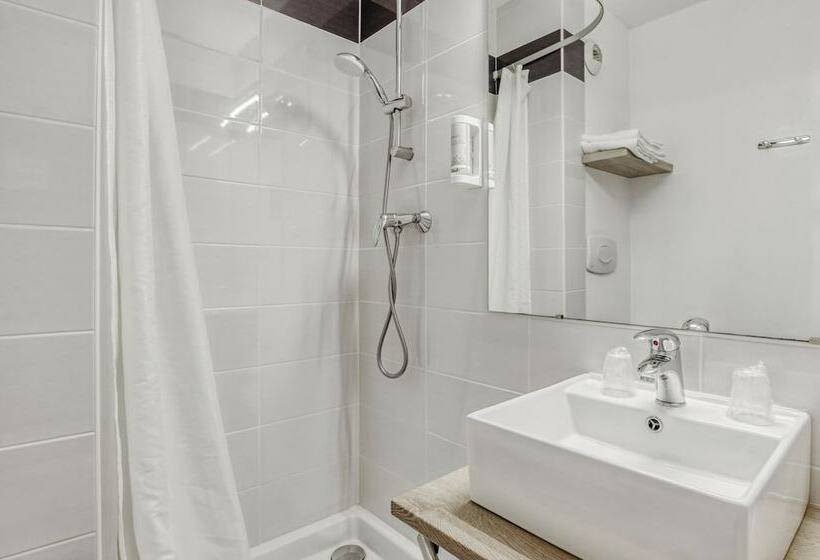 Номер Стандарт, Brit Hotel Clermont Lʼhérault