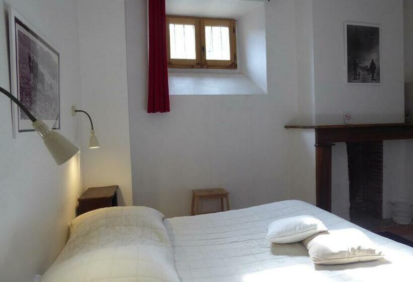 Номер Стандарт, Auberge Du Haut Salat