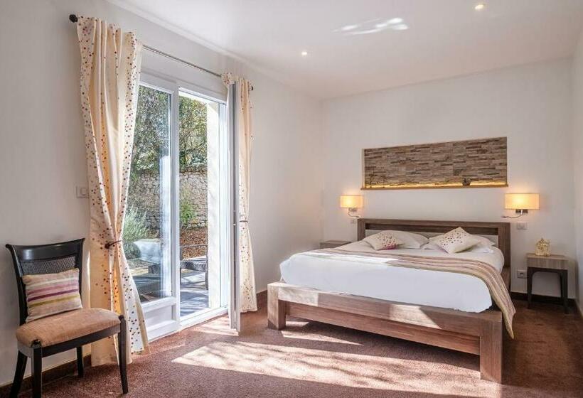 Family Suite, Domaine De L Echassier, The Originals Relais