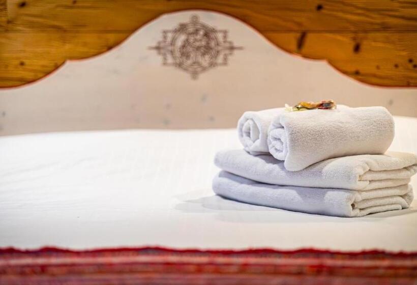 Номер Стандарт, Hôtel   Restaurant Le Couchetat