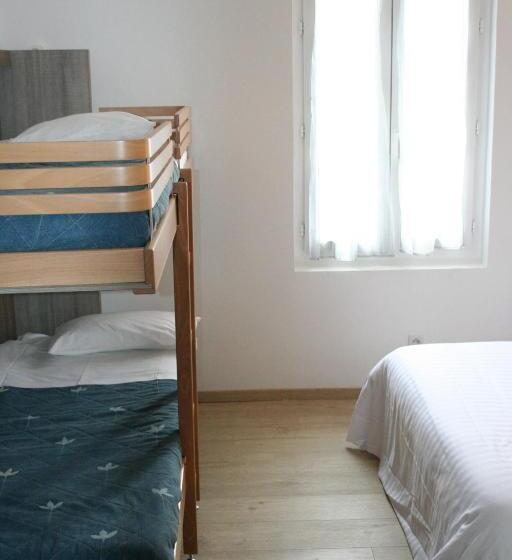 Четырехместный Номер Стандарт, Hôtel Les Italiens