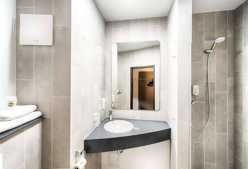 Номер Стандарт Трехместный, B&b Hotel Kassel City