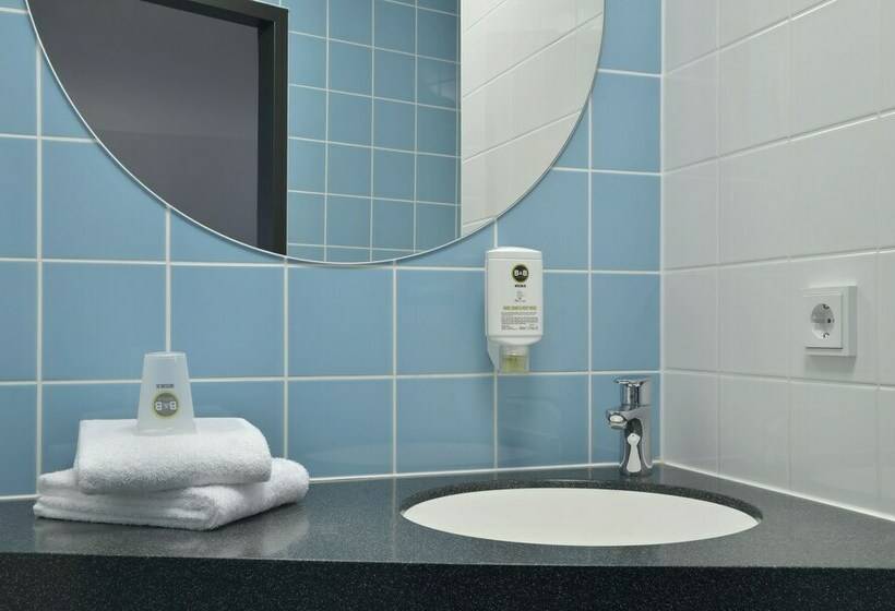 Üç Kişilik Standart Oda, B&b Hotel Nürnberg City