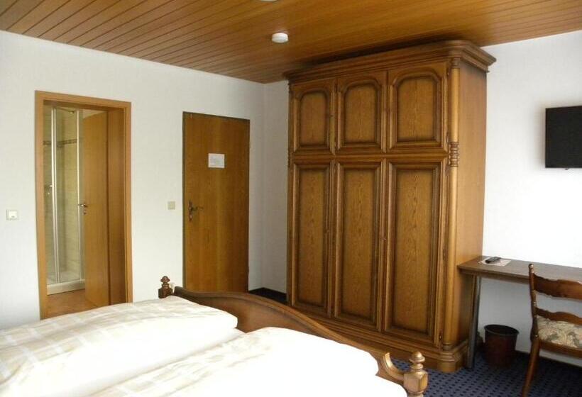 Номер Стандарт, Thüringer Hof